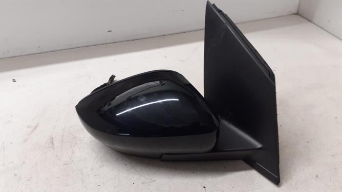 Wing mirror, right from a Volkswagen Polo V (6R) 1.8 GTI 16V 2015