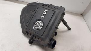 Usados Cuerpo de filtro de aire Volkswagen Polo V (6R) 1.0 TSI 12V BlueMotion Precio € 50,00 Norma de margen ofrecido por Autodemontage van de Laar