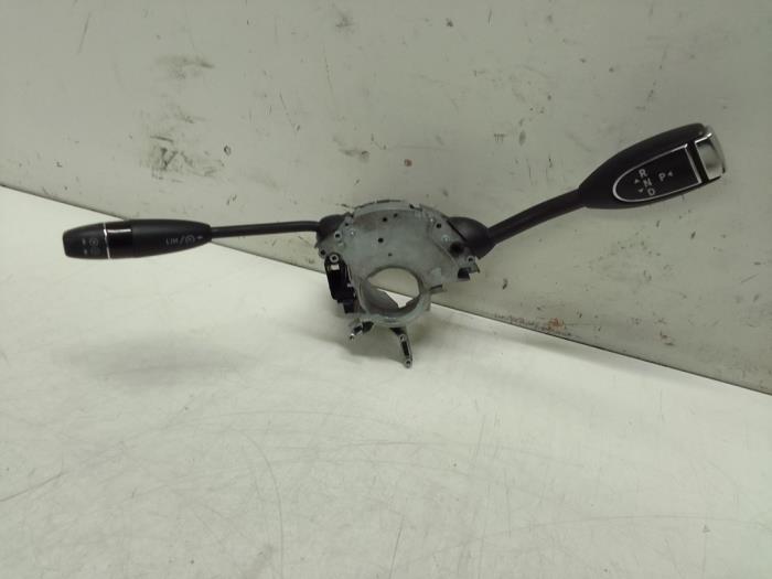Steering column stalk from a Mercedes-Benz S (W221) 3.5 S-350 24V 2009