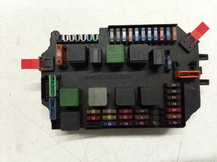 Fuse box Mercedes S 3.5 S-350 24V - A2215450001 MERCEDES