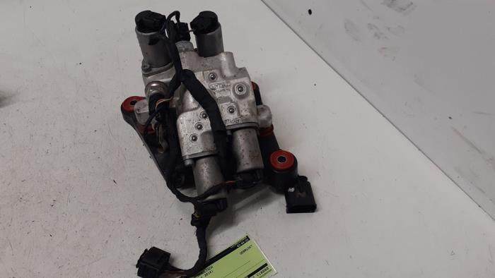 Gebrauchte Ventilblock hydraulisch BMW 5 serie Touring (F11) 535d xDrive 24V Preis € 200,00 Margenregelung angeboten von Autodemontage van de Laar