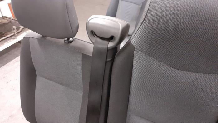 Bank rechts vorne Renault Master - Autodemontage van de Laar 