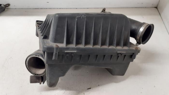 Gebrauchte Luftfiltergehäuse Opel Astra H SW (L35) 1.4 16V Twinport Preis € 40,00 Margenregelung angeboten von Autodemontage van de Laar