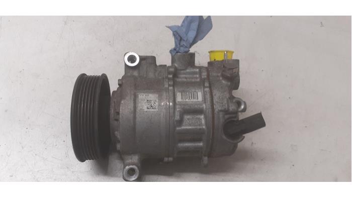 Usagé Pompe clim Volkswagen Golf VII (AUA) 1.4 TSI 16V Prix € 125,00 Règlement à la marge proposé par Autodemontage van de Laar