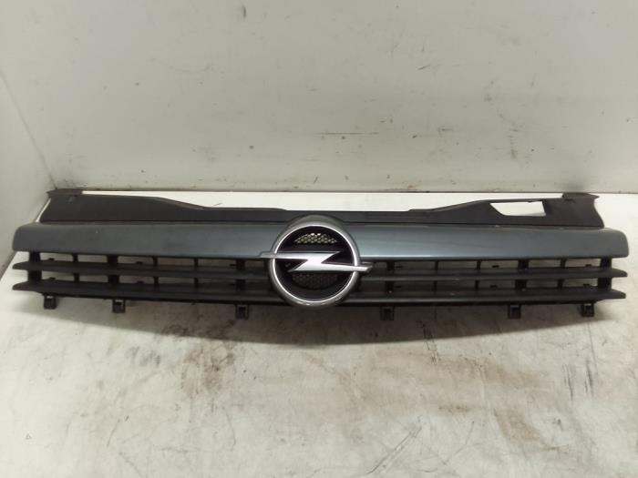 Używane Grill Opel Astra H (L48) 1.4 16V Twinport Cena € 50,00 Procedura marży oferowane przez Autodemontage van de Laar
