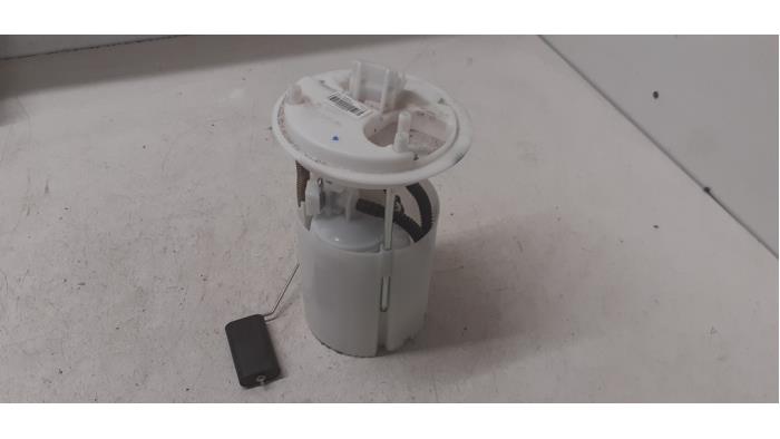 Usagé Pompe essence Opel Corsa E 1.4 16V ECOTEC LPG Prix sur demande proposé par Autodemontage van de Laar