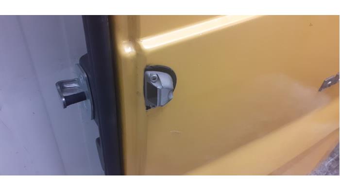 Tür 4-türig rechts hinten van een Renault Trafic (1FL/2FL/3FL/4FL) 1.6 dCi 95 2018