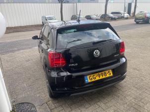 Używane Zestaw powlok (kompletny) Volkswagen Polo V (6R) 1.4 TDI DPF BlueMotion technology Cena na żądanie oferowane przez Autodemontage van de Laar
