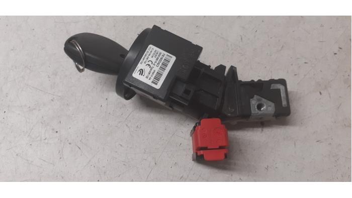 Cerradura de contacto y llave de un Renault Trafic (1FL/2FL/3FL/4FL) 1.6 dCi 95 2018