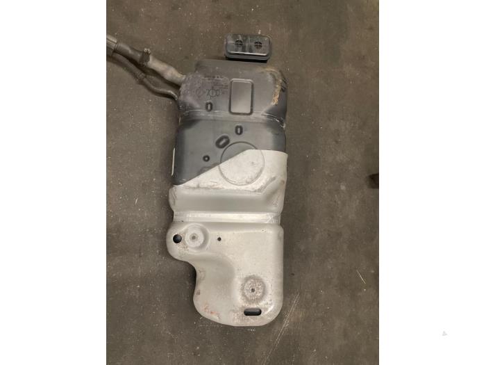 Tank from a Opel Karl 1.0 12V 2018