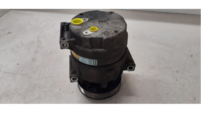 Gebrauchte Klimapumpe Renault Trafic New (FL) 1.9 dCi 100 16V Preis € 75,00 Margenregelung angeboten von Autodemontage van de Laar