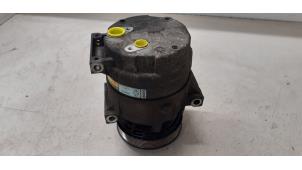 Used Air conditioning pump Renault Trafic New (FL) 1.9 dCi 100 16V Price on request offered by Autodemontage van de Laar