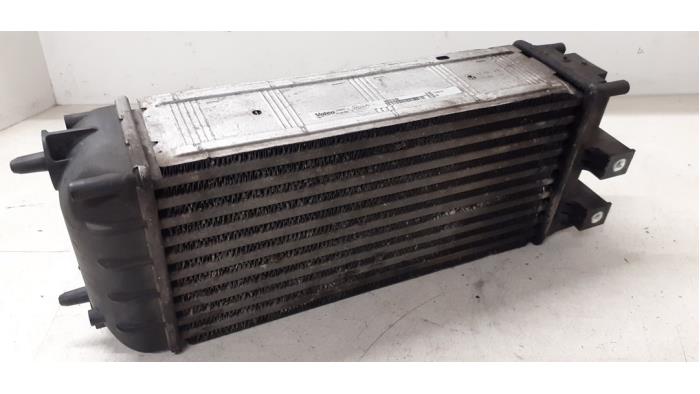 Intercooler from a Peugeot 5008 I (0A/0E) 1.6 HDiF 16V 2013