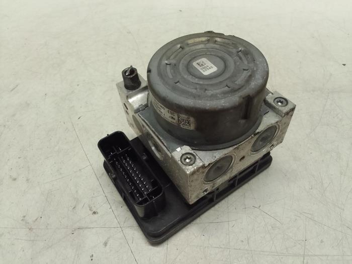 Begagnade ABS-pump Citroen C4 Cactus (0B/0P) 1.2 PureTech 82 12V Pris € 200,00 Marginaltabell erbjuds av Autodemontage van de Laar
