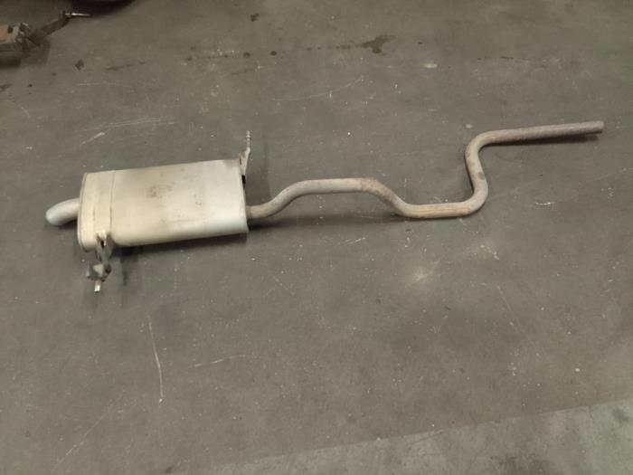 Gebrauchte Auspuff Enddämpfer Peugeot 5008 I (0A/0E) 1.6 HDiF 16V Preis € 100,00 Margenregelung angeboten von Autodemontage van de Laar