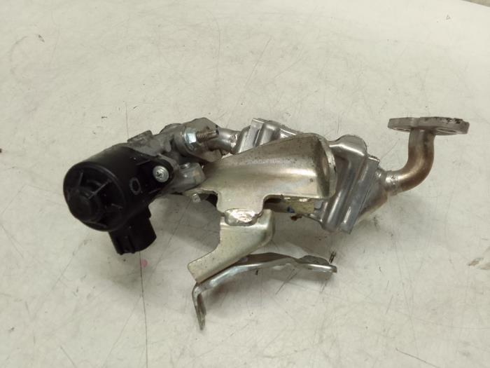 Gebrauchte AGR Ventil Peugeot 108 1.0 12V VVT-i Preis € 75,00 Margenregelung angeboten von Autodemontage van de Laar