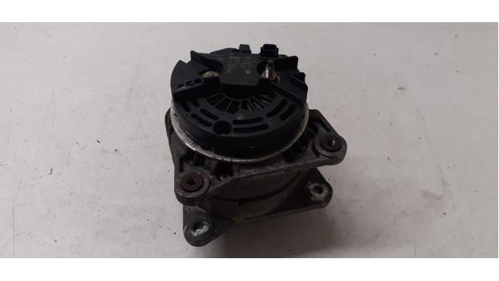 Gebrauchte Dynamo Renault Clio III (BR/CR) 1.4 16V Preis auf Anfrage angeboten von Autodemontage van de Laar