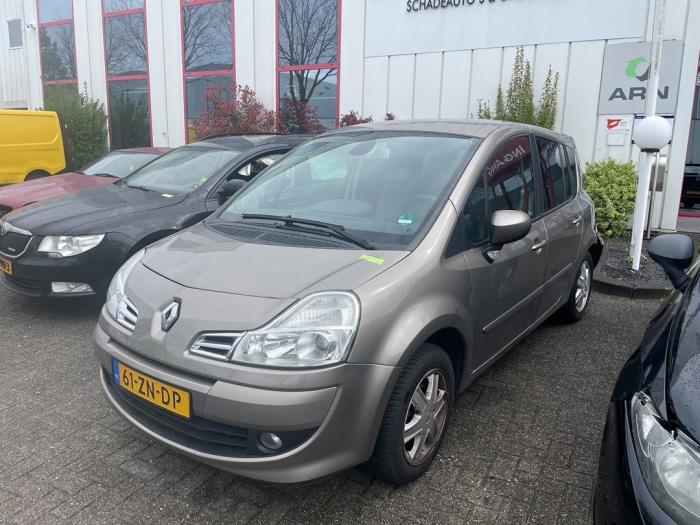 Używane Nadkole Renault Modus/Grand Modus (JP) 1.2 16V TCE 100 Cena na żądanie oferowane przez Autodemontage van de Laar