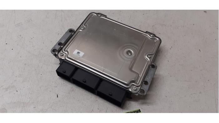 Engine management computer from a Mercedes-Benz Citan (415.6) 1.5 108 CDI Euro 6 2019