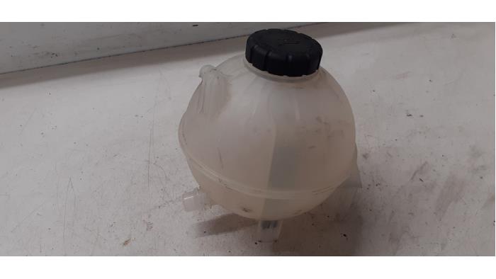 Expansion vessel from a Mercedes-Benz Sprinter 3,5t (907.6/910.6) 314 CDI 2.1 D RWD 2021