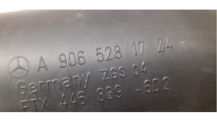 Ansaugschlauch Luft van een Mercedes-Benz Sprinter 3,5t (907.6/910.6) 314 CDI 2.1 D RWD 2021