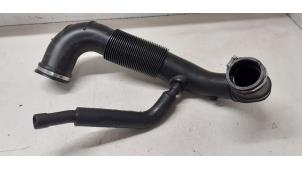 Used Air intake hose Mercedes Sprinter 3,5t (907.6/910.6) 314 CDI 2.1 D RWD Price € 60,50 Inclusive VAT offered by Autodemontage van de Laar