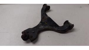 Used Front wishbone, left Mercedes Vito (639.6) 3.0 120 CDI V6 24V Price on request offered by Autodemontage van de Laar