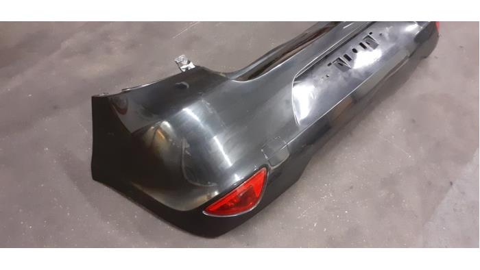 Rear bumper from a Renault Clio III (BR/CR) 1.2 16V 75 2010