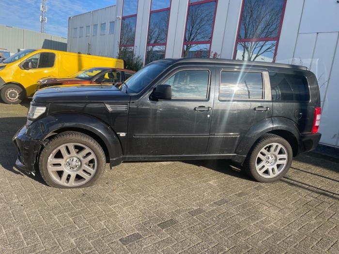 Używane Stabilizator przód Dodge Nitro 2.8 CRD 16V 4x2 Cena na żądanie oferowane przez Autodemontage van de Laar