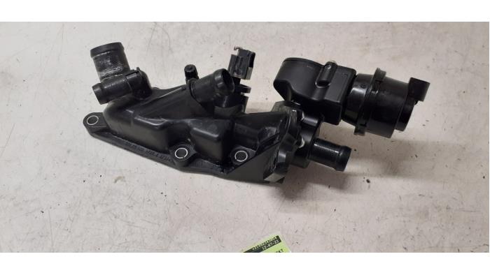 Thermostat housing from a Renault Megane 2017