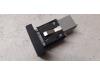 Seat heating switch from a Volkswagen Polo V (6R), 2009 / 2017 1.2 TSI, Hatchback, Petrol, 1.197cc, 66kW (90pk), FWD, CBZC, 2011-05 / 2014-05 2013
