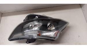 Used Headlight, right Mercedes Vito Price € 325,00 Margin scheme offered by Autodemontage van de Laar