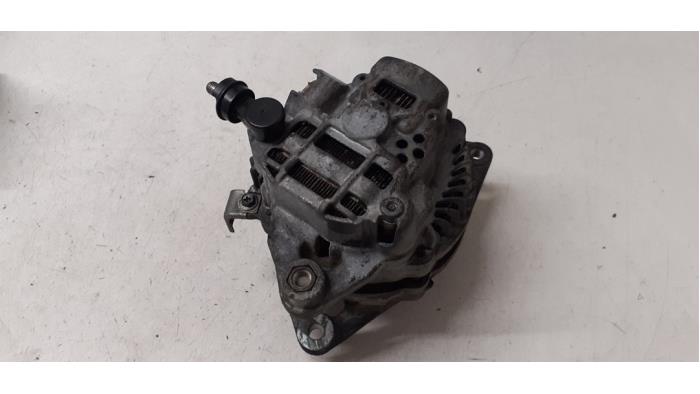 Begagnade Dynamo Mazda 2 (DE) 1.3 16V MZR Pris € 50,00 Marginaltabell erbjuds av Autodemontage van de Laar