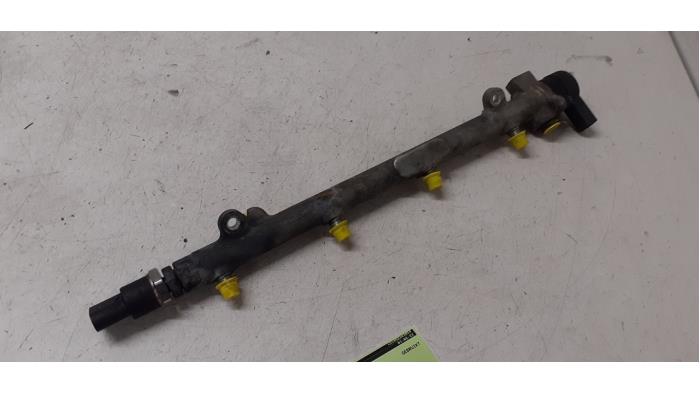 Usagé Système d'injection Mercedes C (W203) 1.8 C-200K 16V Prix € 60,00 Règlement à la marge proposé par Autodemontage van de Laar