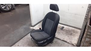 Used Seat, left Ford Focus 2 Wagon 1.6 TDCi 16V 110 Price € 125,00 Margin scheme offered by Autodemontage van de Laar