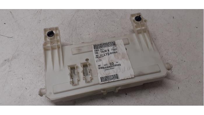 Fuse box from a Ford Focus 2 Wagon 1.6 TDCi 16V 110 2011