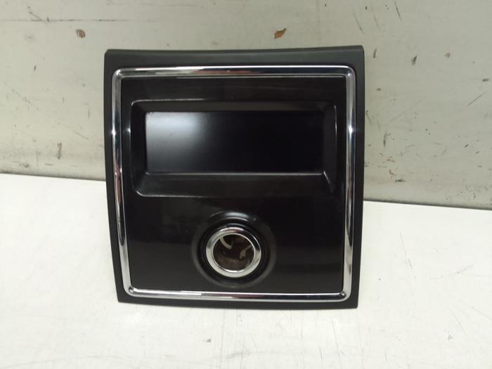 Begagnade Innerdisplay Skoda Superb Combi (3TAC/TAF) 1.6 TDI Pris € 50,00 Marginaltabell erbjuds av Autodemontage van de Laar