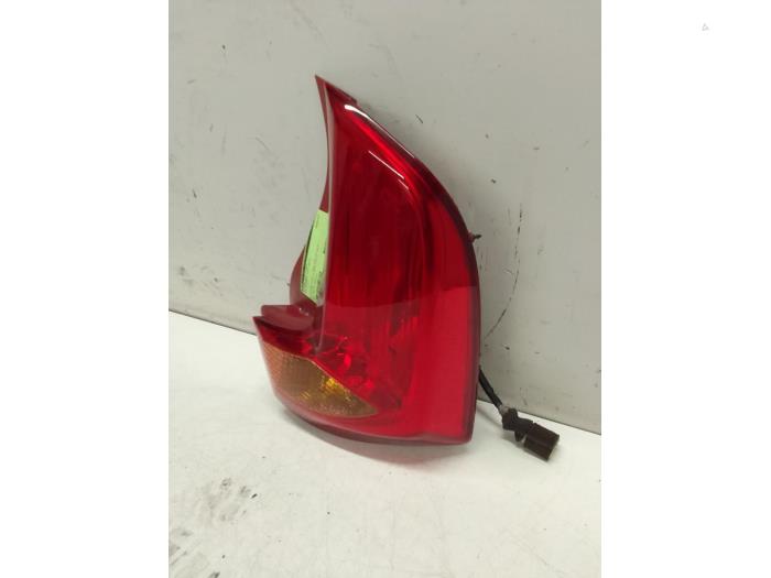 Taillight, left from a Kia Picanto (TA) 1.0 12V 2017