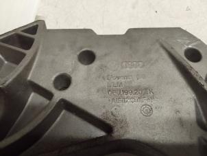 Support moteur d'un Volkswagen Passat (3C2) 1.8 TSI 16V 2008