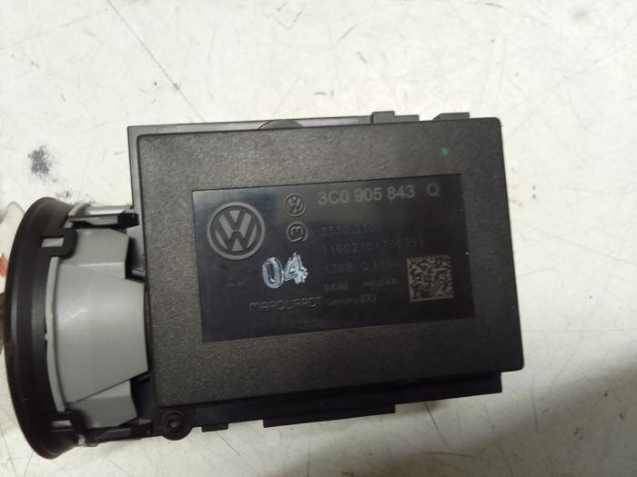 Ignition lock + key from a Volkswagen Passat (3C2) 1.8 TSI 16V 2008