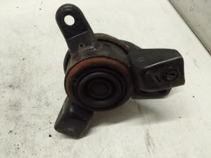 Support moteur d'un Kia Venga 1.4 CVVT 16V 2010