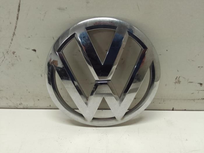 Używane Emblemat Volkswagen Beetle (16AE) 2.0 TDI 16V Cena € 40,00 Procedura marży oferowane przez Autodemontage van de Laar