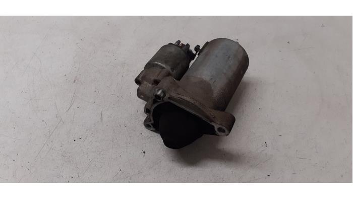 Starter from a Peugeot 207/207+ (WA/WC/WM) 1.4 16V 2006