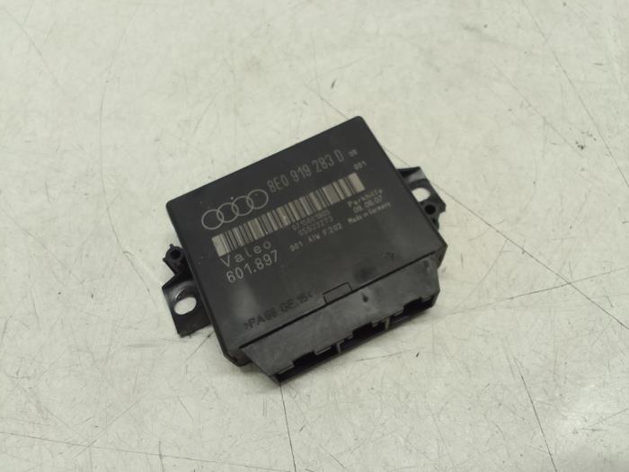 Usados Módulo PDC Audi A4 Avant Quattro (B7) 2.0 TFSI 20V Precio € 50,00 Norma de margen ofrecido por Autodemontage van de Laar