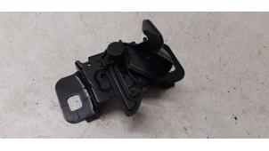 Used Bonnet lock mechanism Opel Karl 1.0 12V Price on request offered by Autodemontage van de Laar