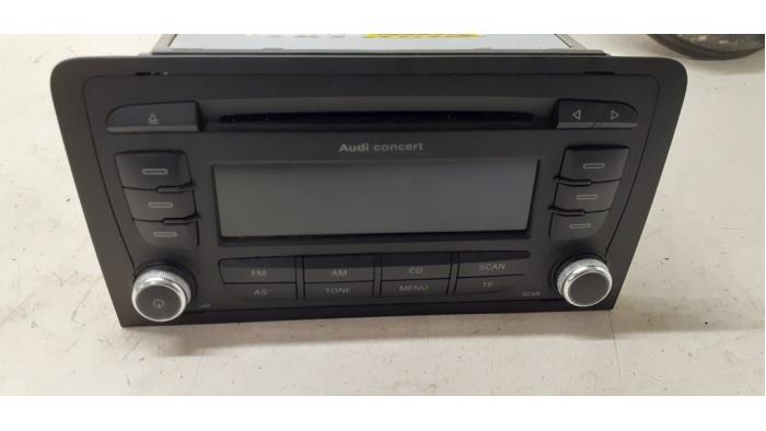 Gebrauchte Radio Audi A3 Cabriolet (8P7) 1.2 TFSI Preis € 50,00 Margenregelung angeboten von Autodemontage van de Laar