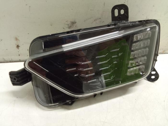 Daytime running light, right from a Volkswagen Polo VI (AW1)  2020