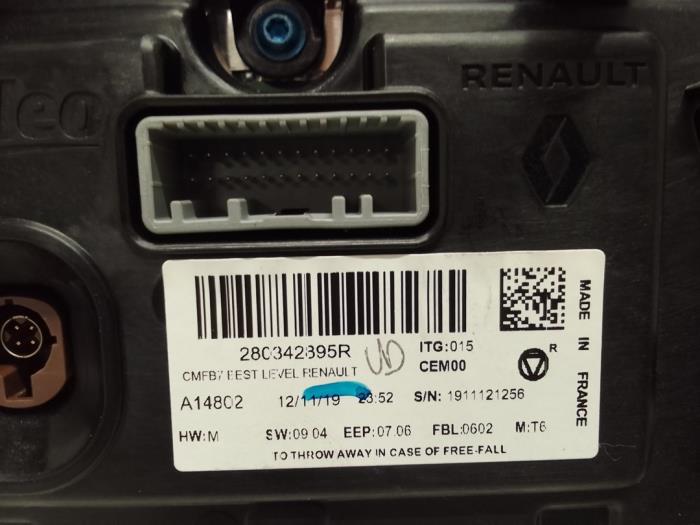 Display Multi Media control unit Renault Captur II 1.3 TCE 130 16V ...