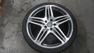 Gebrauchte Felge + Reifen Porsche Cayenne Preis € 200,00 Margenregelung angeboten von Autodemontage van de Laar