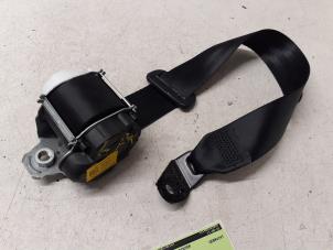 Used Rear seatbelt, left Skoda Fabia III (NJ3) 1.0 TSI 12V Price € 75,00 Margin scheme offered by Autodemontage van de Laar